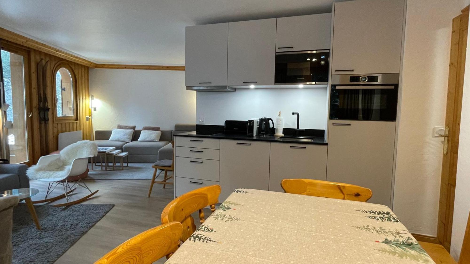 Meribel Centre La Chaudanne, Real Ski In And Out, 3 Bedrooms 2 Bathrooms Newly Renovated, Chalet L'Eperviere ภายนอก รูปภาพ