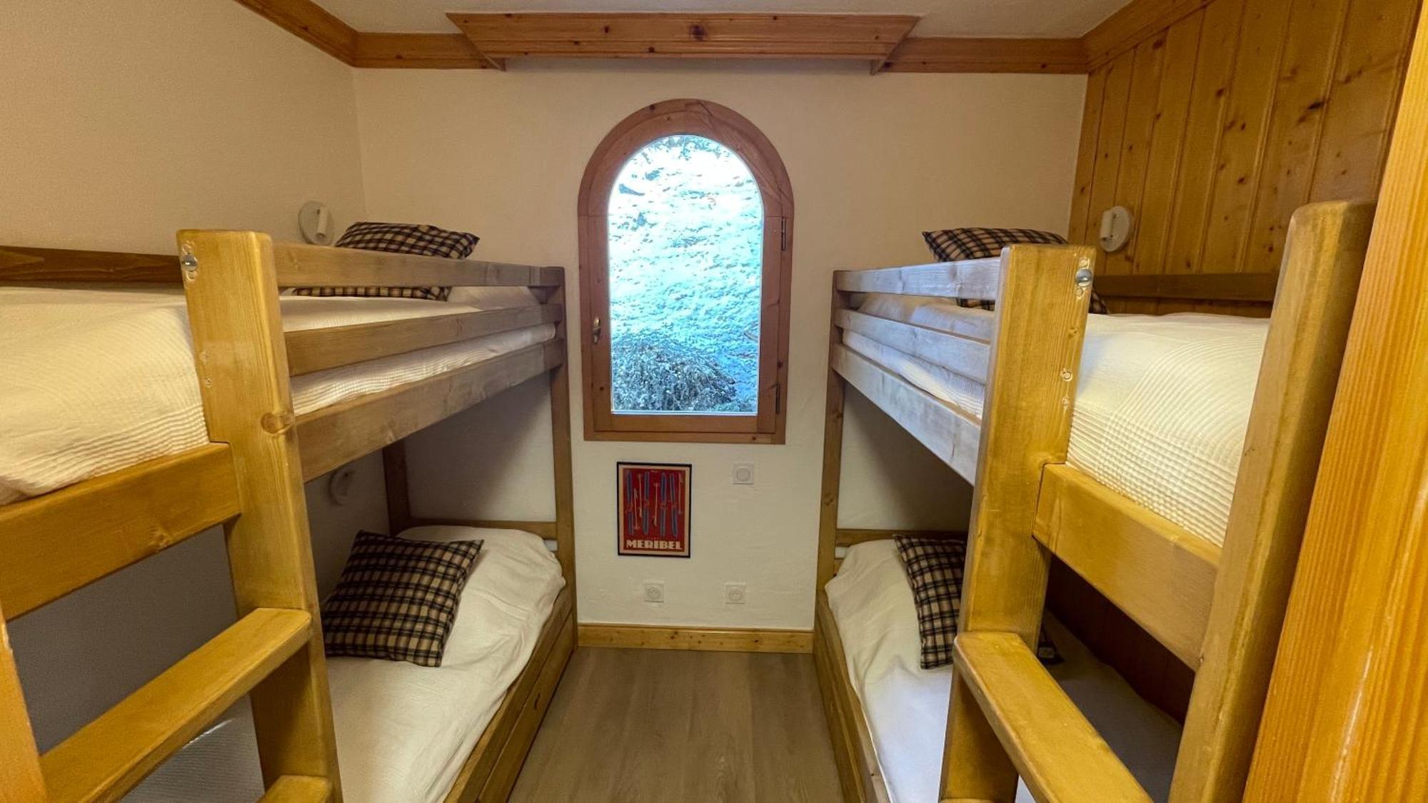 Meribel Centre La Chaudanne, Real Ski In And Out, 3 Bedrooms 2 Bathrooms Newly Renovated, Chalet L'Eperviere ภายนอก รูปภาพ